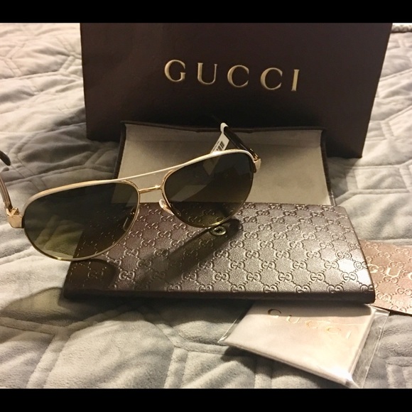 🔥NWT GUCCI GG4239/S Sunglasses - Ivory/Gold - Picture 3 of 6